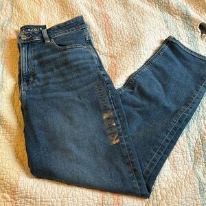 AE Stretch Mom Jeans NWT!